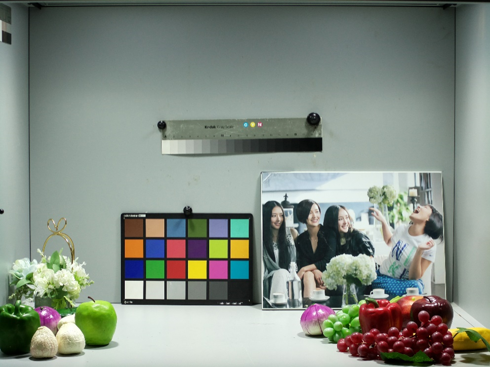 201200-08-lens-3